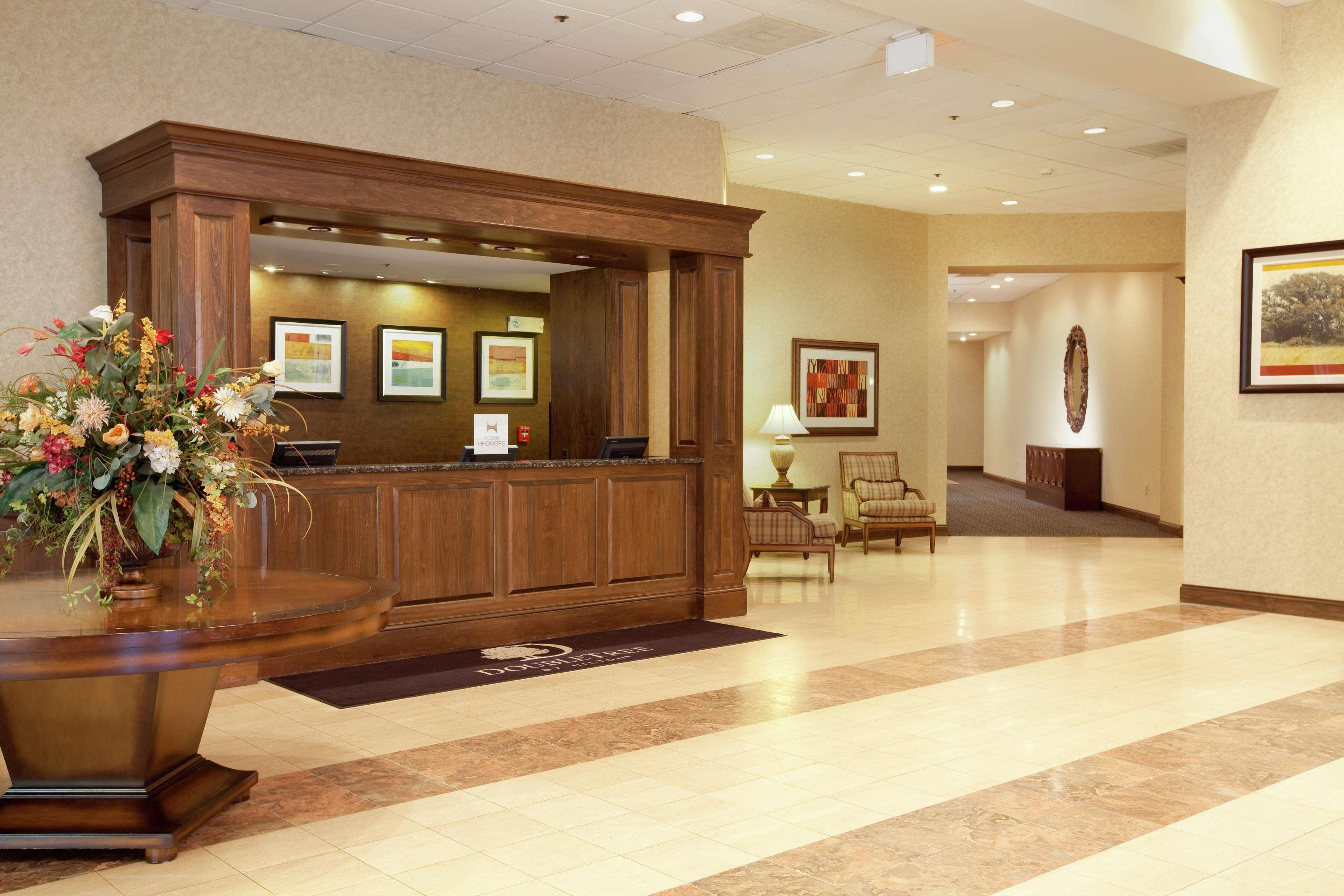 Doubletree By Hilton Boston-Milford Hotel Интериор снимка
