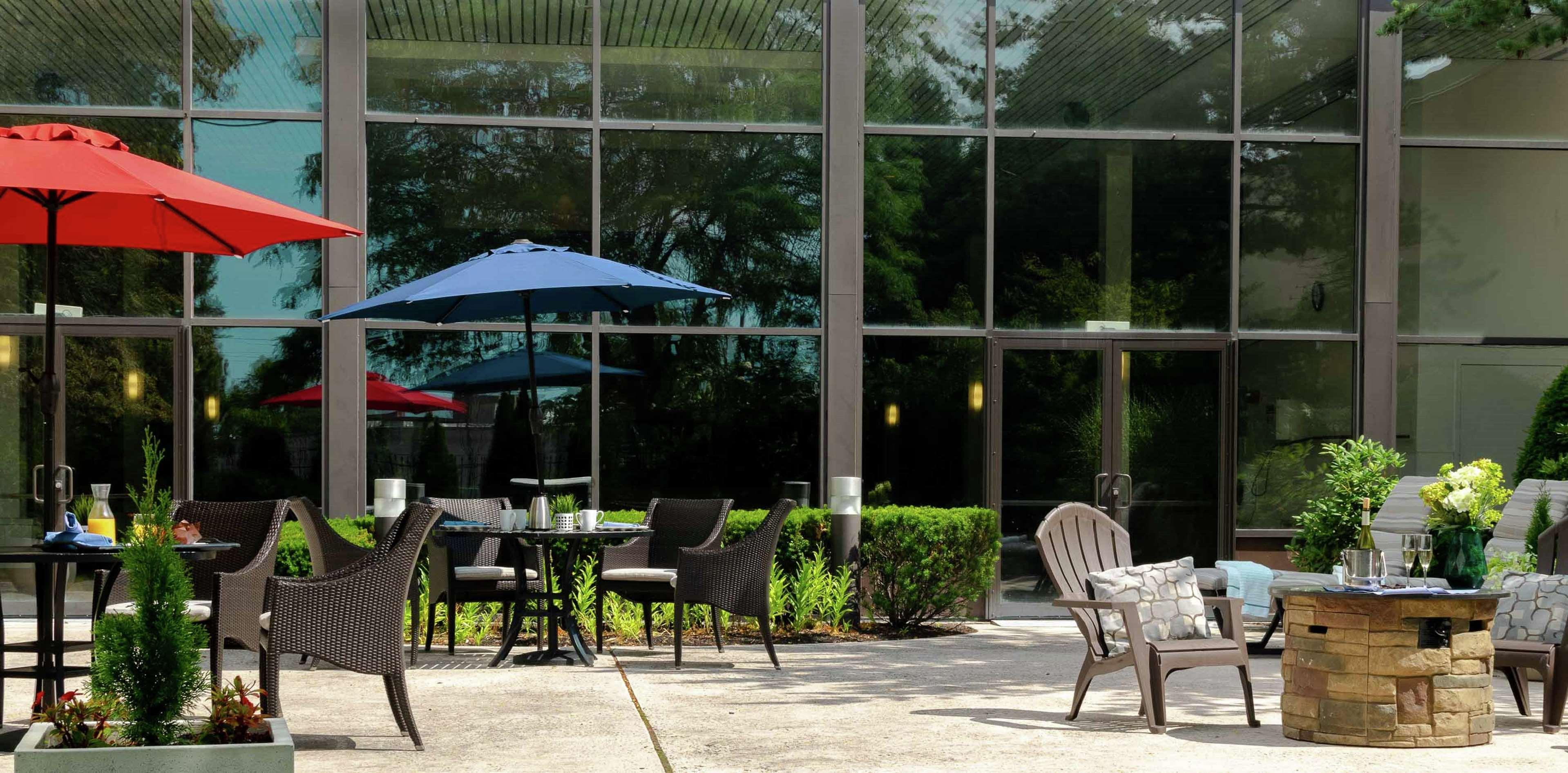 Doubletree By Hilton Boston-Milford Hotel Екстериор снимка
